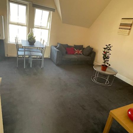 Vibrant & Cosy London Apartment Near Wembley Eksteriør bilde