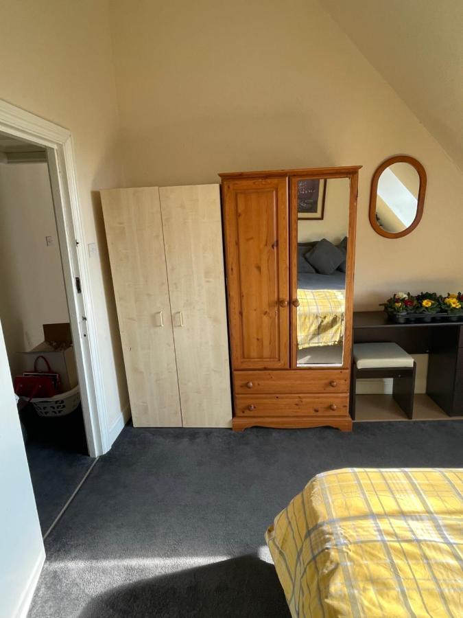 Vibrant & Cosy London Apartment Near Wembley Eksteriør bilde